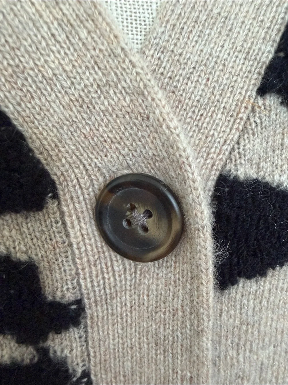 Garnet Hill Irish 100% Cashmere Cardigan - Picture 3 of 10